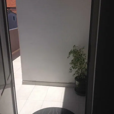 Franina Apartment *